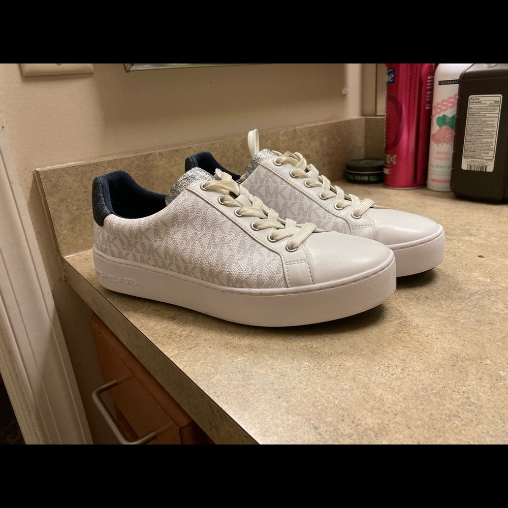 Micheal Kors Sneakers